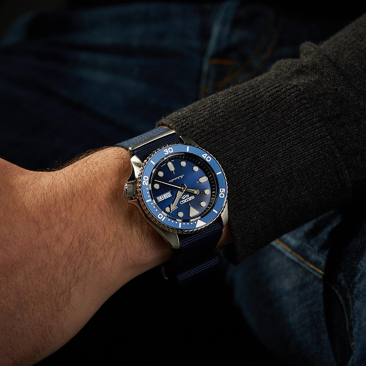 SEIKO NEW 5 SPORTS SRPD51K2_Hand