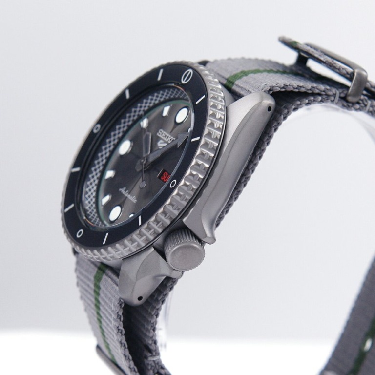SEIKO NEW 5 SPORTS SRPF75K1_03