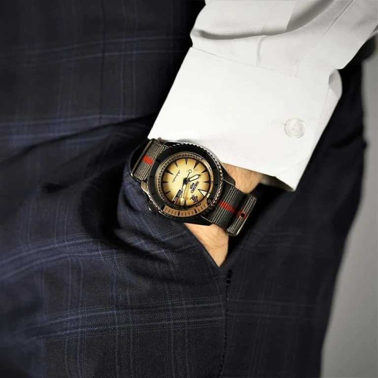SEIKO NEW 5 SPORTS SRPF71K1_Hand