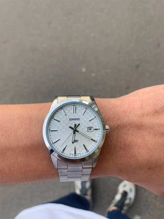CASIO MTP-VD03D-7A_Hand