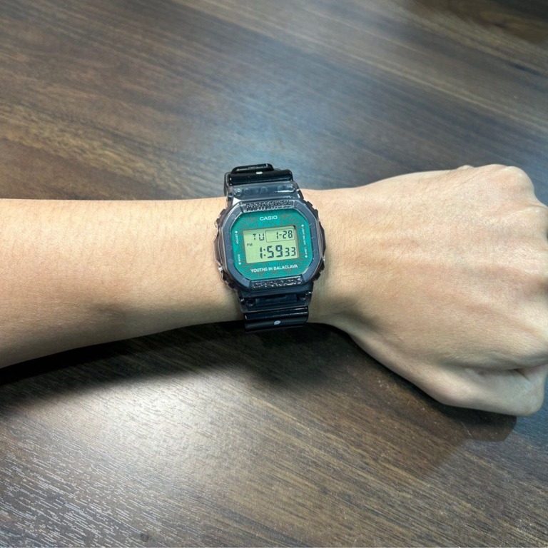 G-SHOCK DW-5600YIB23-8_Hand